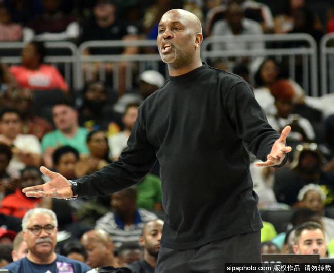 在这片充满 在这片充满